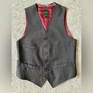 JCrew men’s vest charc gray and burgundy back